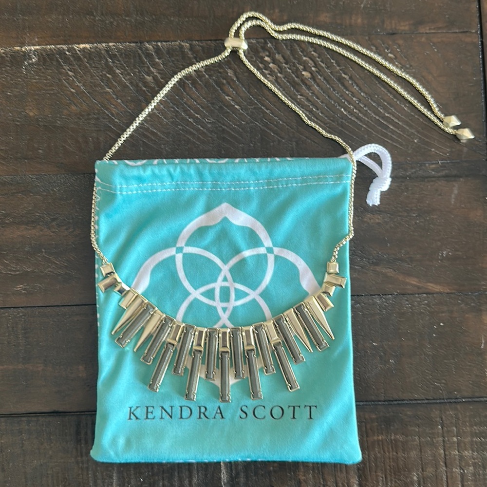 Kendra Scott Louise necklace